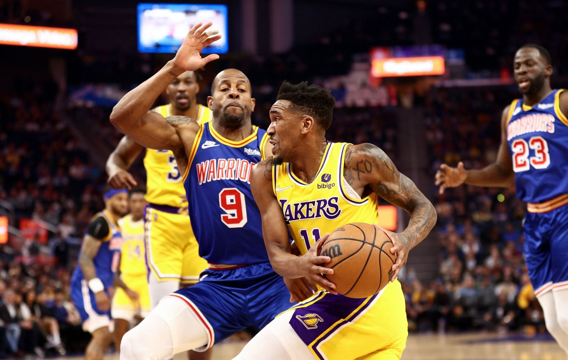 Los Angeles Lakers v Golden State Warriors