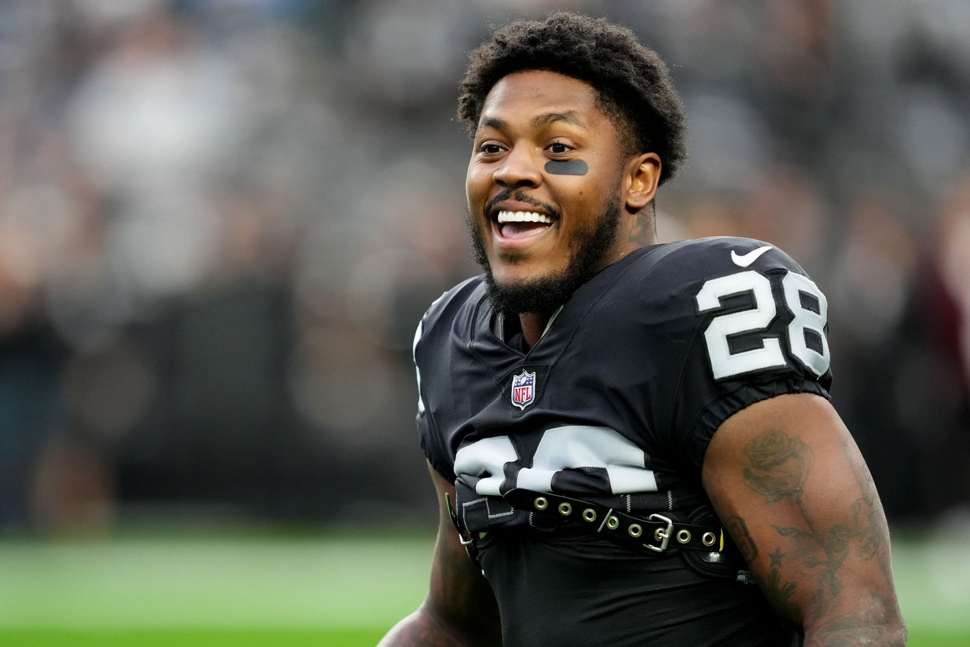 Raiders have options if Josh Jacobs sits out season