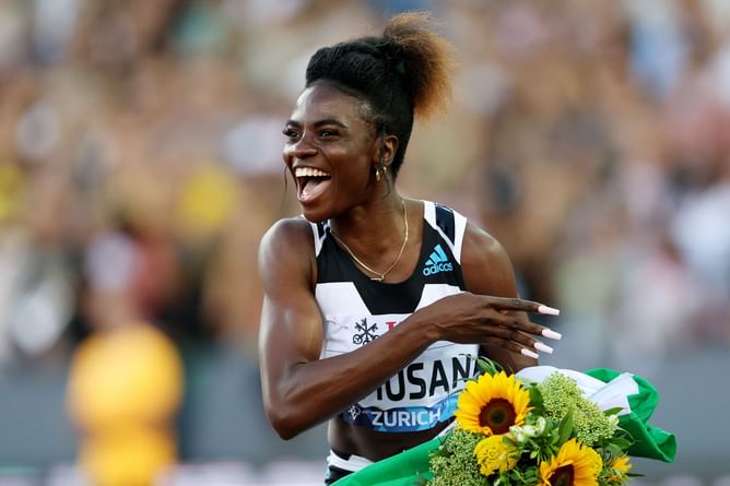 Nigerian athlete Tobi Amusan sets new 100m hurdle world record despite facing several challenges