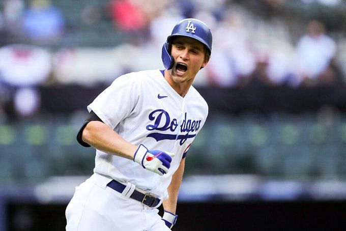 10 things to know about Rangers' Corey Seager, like his adorable dog and  big contract