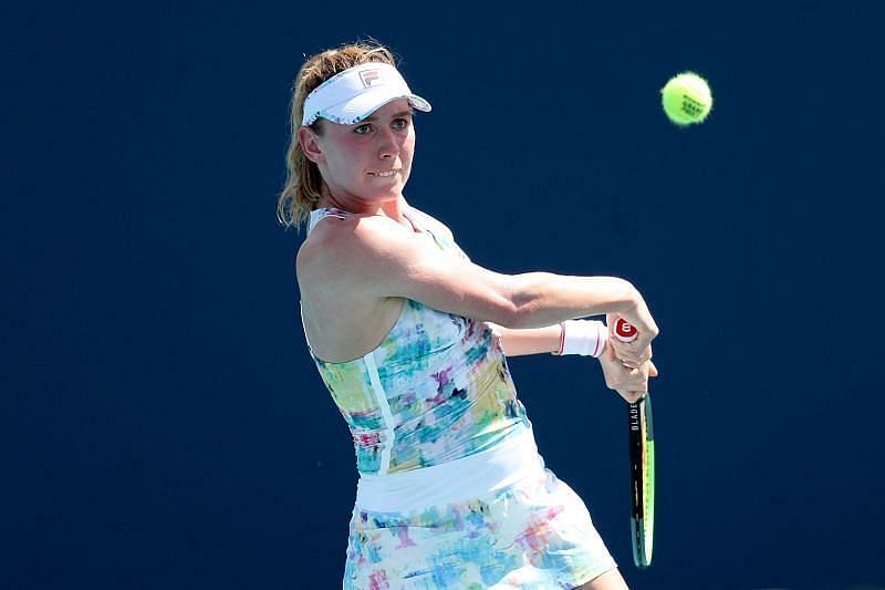 Ekaterina Alexandrova hits a backhand