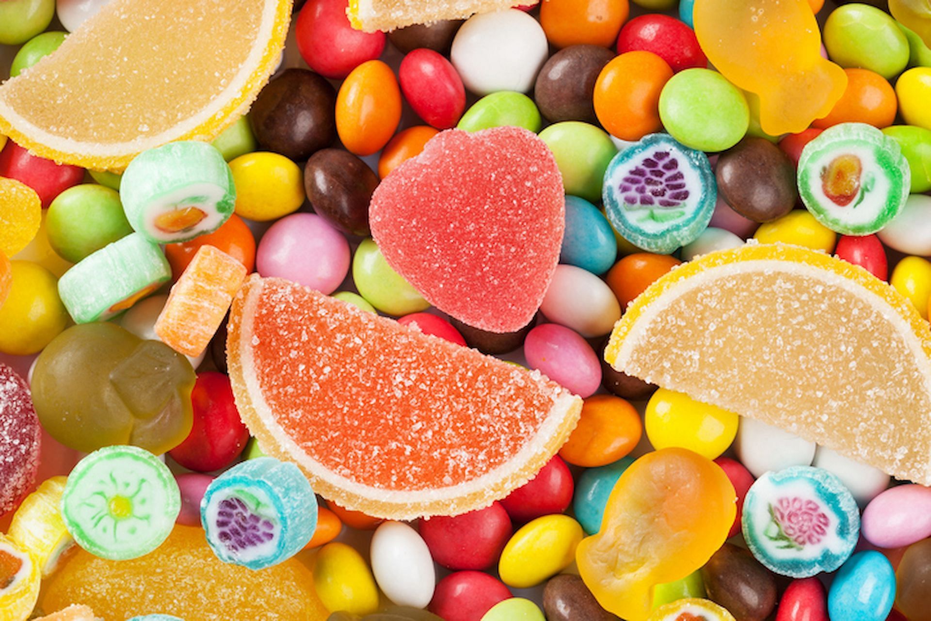 Overconsumption of sugary items can lead to obesity (Image via iStock)