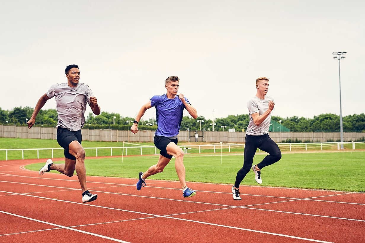 Sprinting (Image via Getty Images)