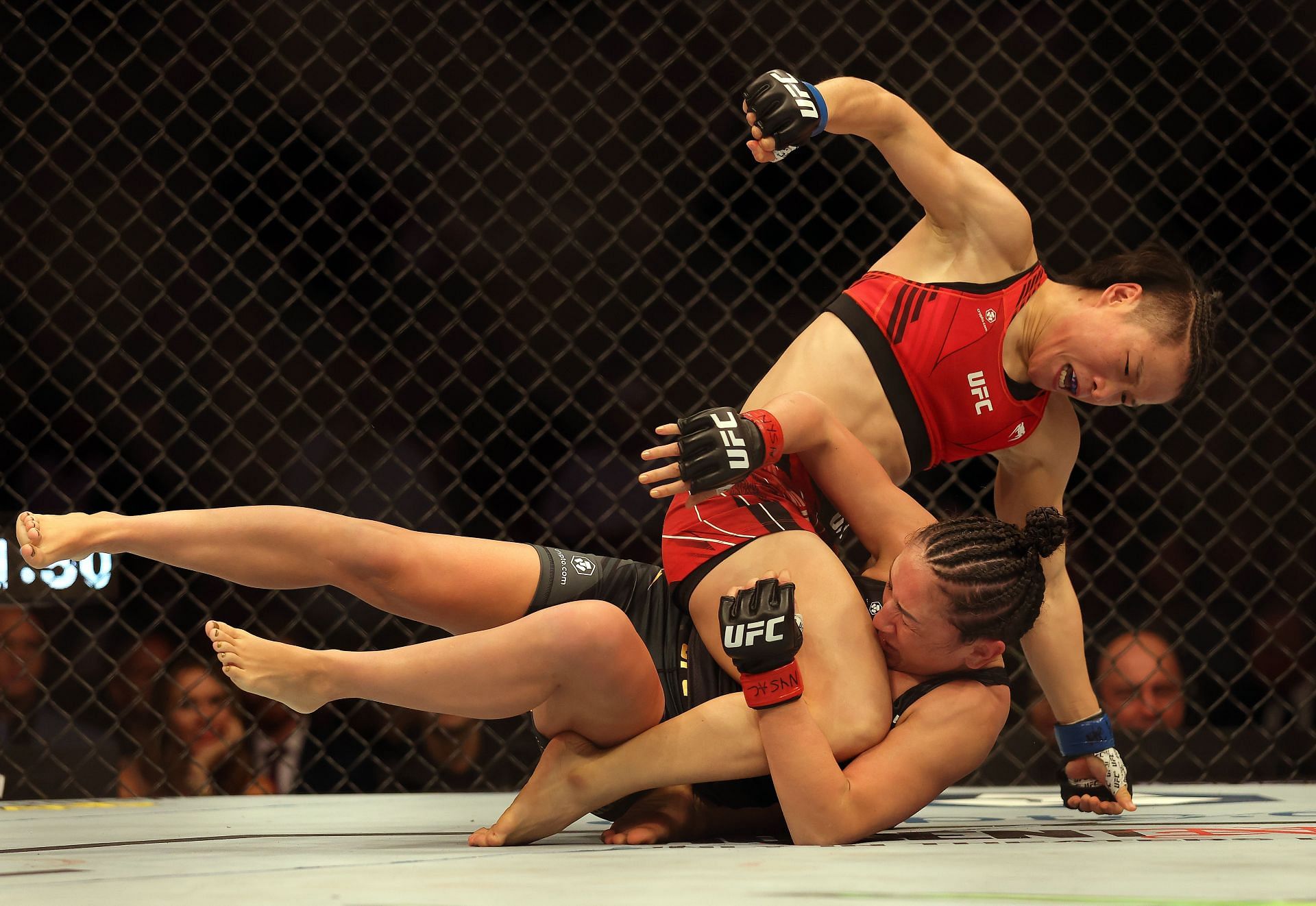 Weili Zhang will be hopeful of retaining her strawweight title this weekend