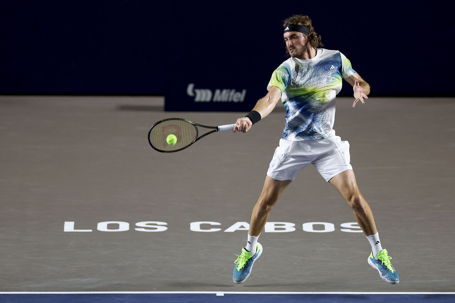 Stefanos Tsitsipas in action at the 2023 Los Cabos Open.