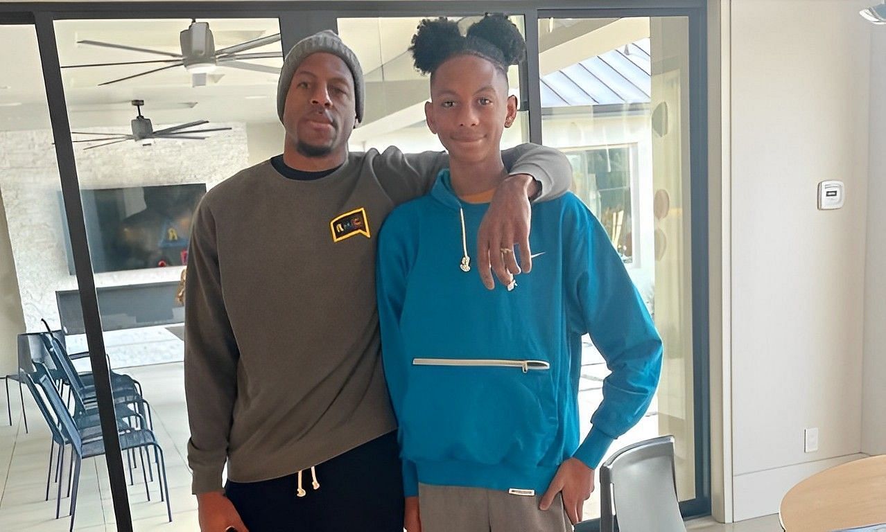 Andre Iguodala posted a joint photo with his son Andre Iguodala II