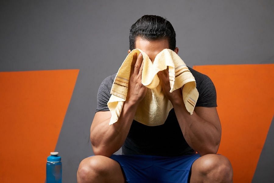 Why are you not getting sore after workout (Image via freepik/pressfoto)