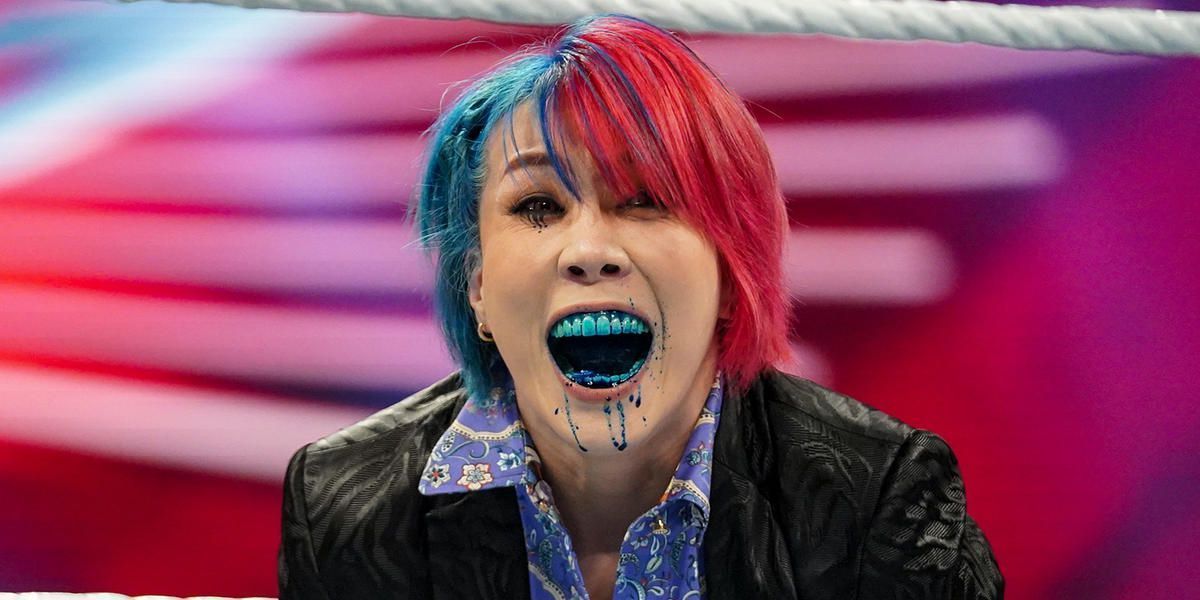 Wrestling legend says Asuka is an "incredible personality" (Exclusive)