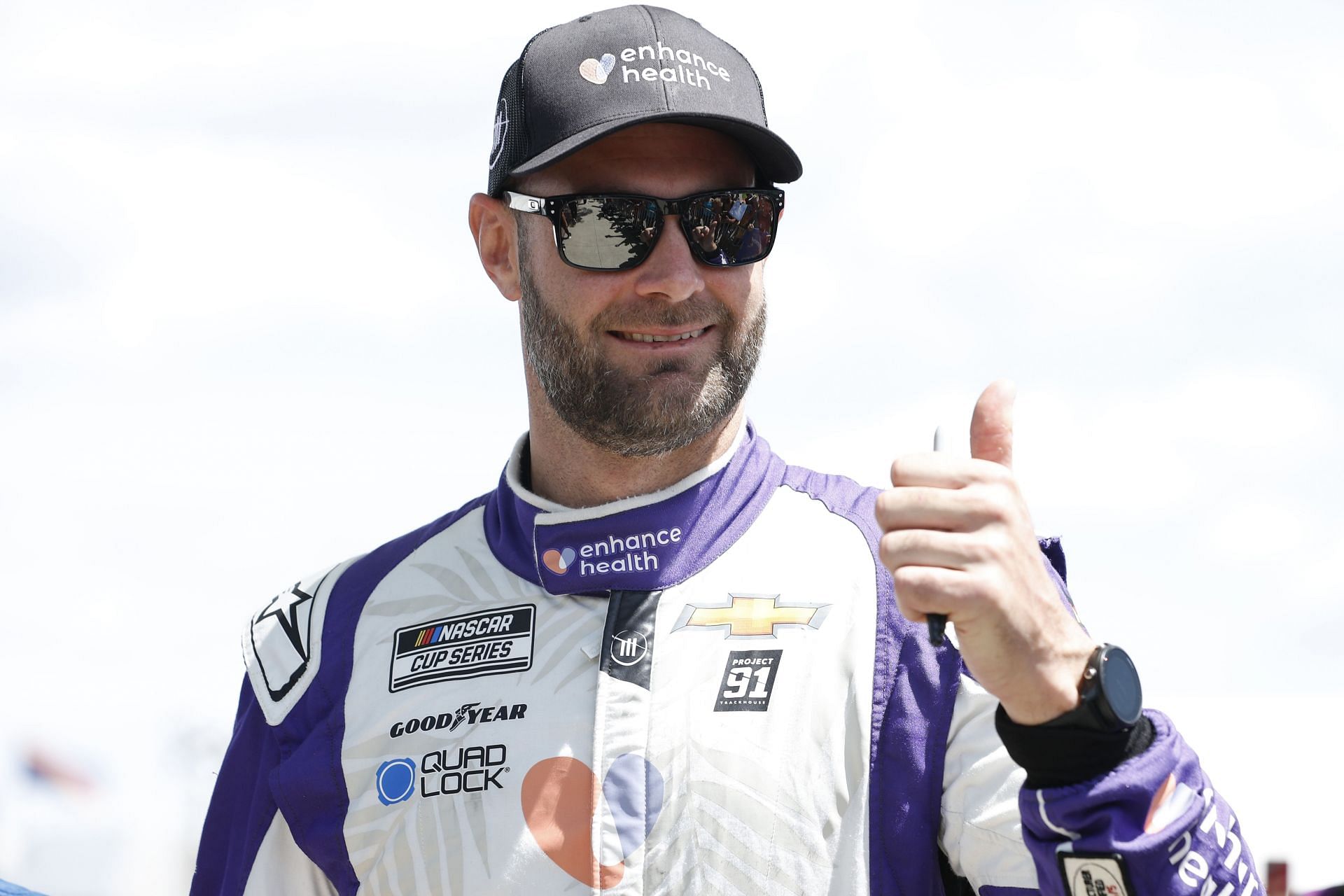Shane van Gisbergen released from Supercars team but may not drive in Cup Series again until 2024