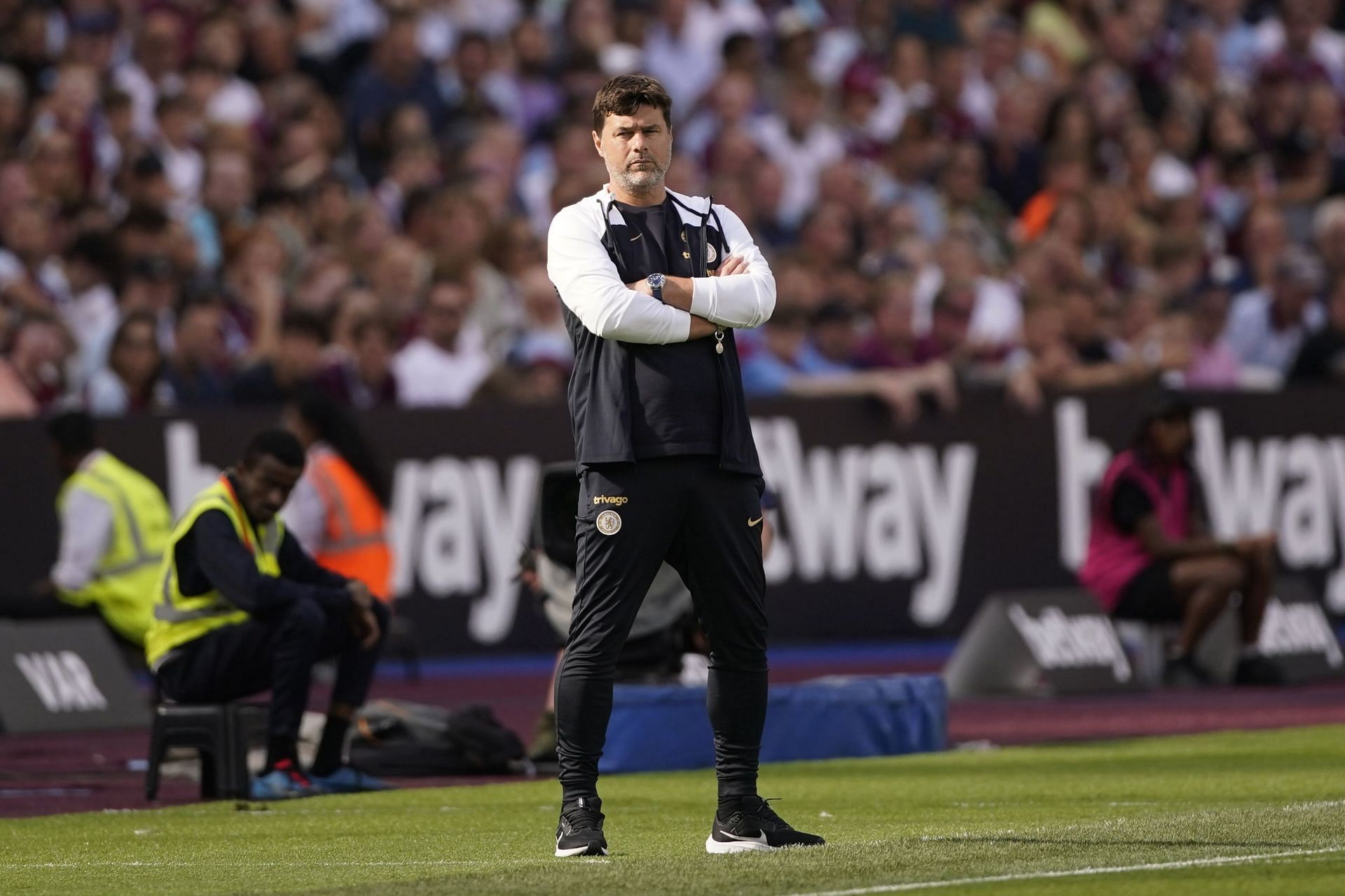 Pochettino&#039;s side beat Luton Town 3-0.