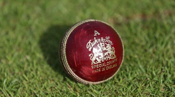 Dukes suspect ball from 2018-19 batch to have been in use as replacement ball in 5th Ashes Test; set to launch internal investigation
