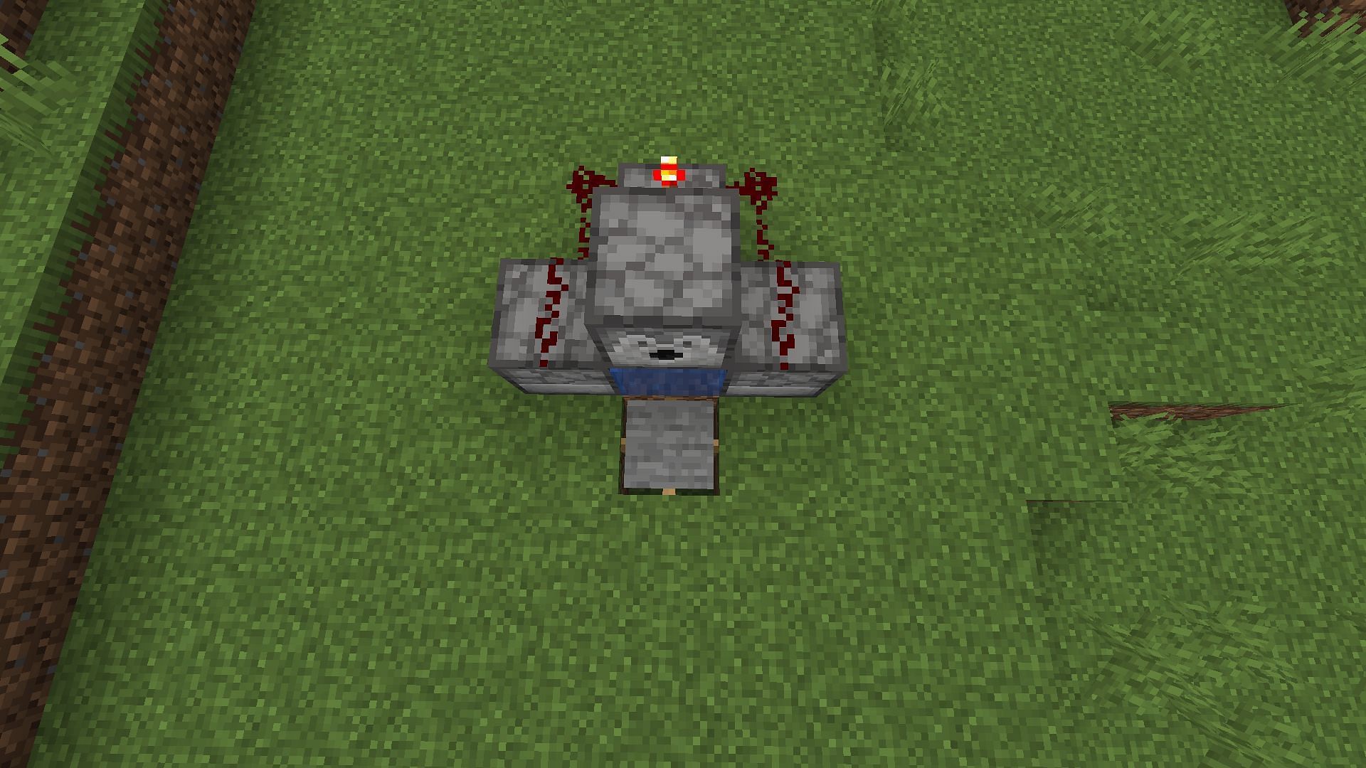 The most basic TNT cannon in Minecraft requires just a few blocks (Image via Mojang)