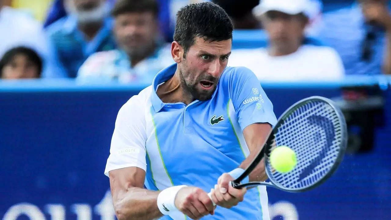 Novak Djokovic hits a backhand at the 2023 Cincinnati Open