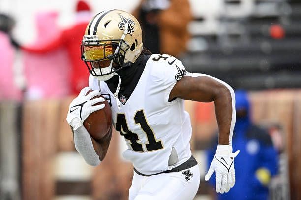 How Tall Is Alvin Kamara? | Alvin Kamara's Height Revealed