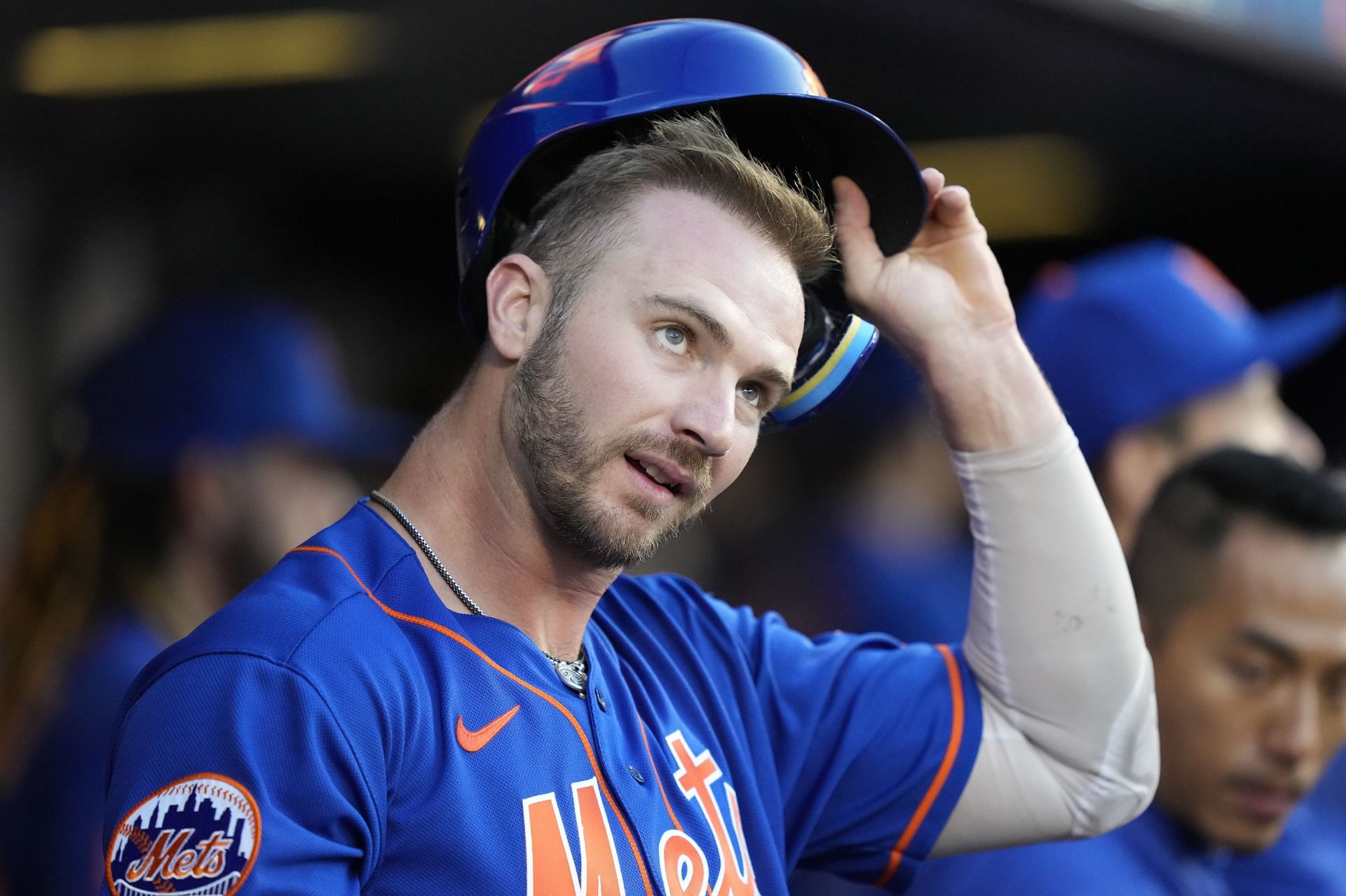 Braves troll Mets' Pete Alonso after 'throw it again' shirt