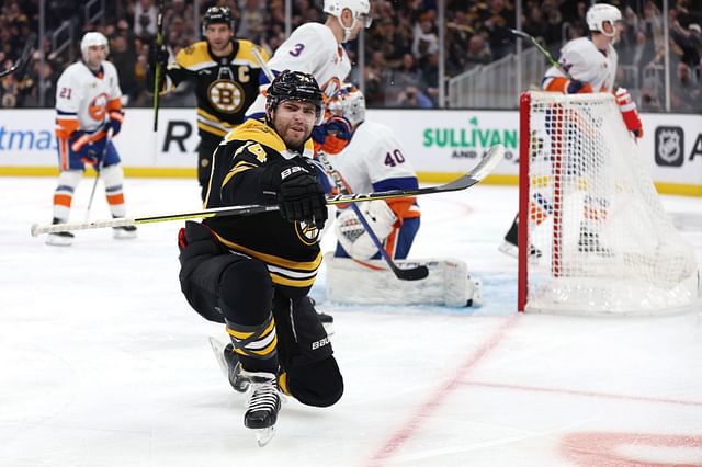 New York Islanders v Boston Bruins