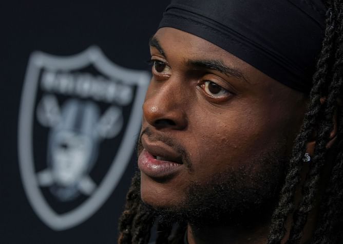 Davante Adams injury: What happened to Raiders WR?