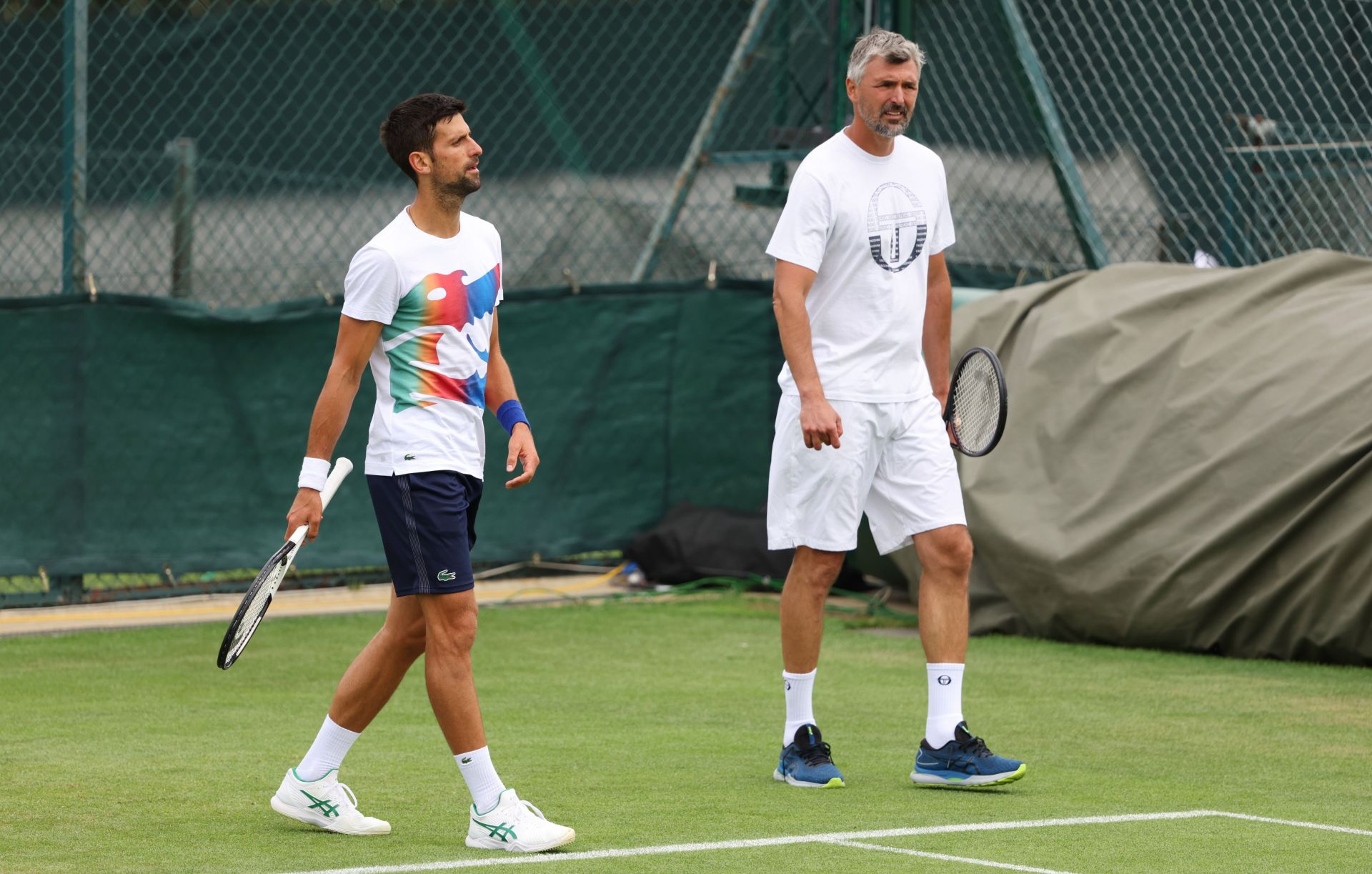 Novak Djokovic and coach Goran Ivanisevic in Wimbledon 2022