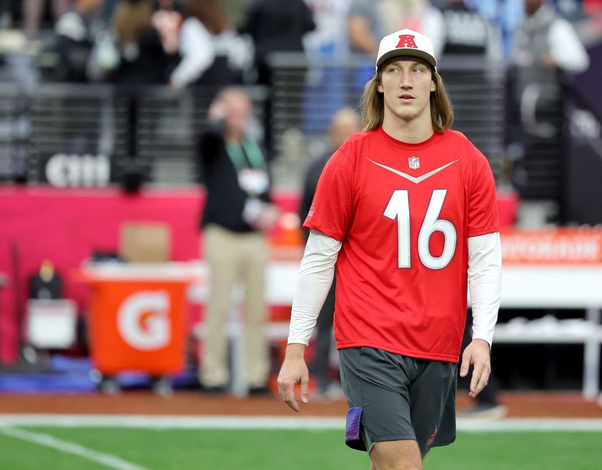 How old is Trevor Lawrence? | Trevor Lawrence Age, Height, Weight