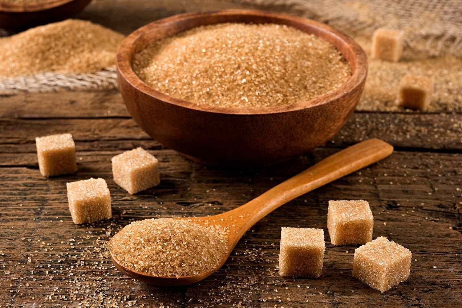 Brown sugar in different types of sugars (Image via Getty Images)