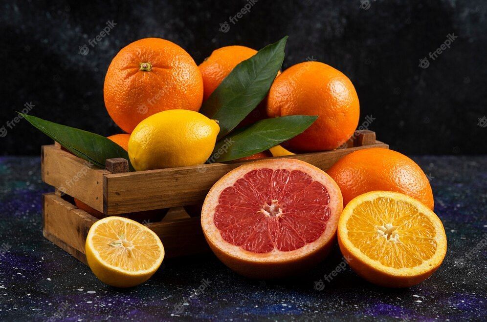 Citrus fruits (Image via Freepik/Azerbaijan_Stocks)