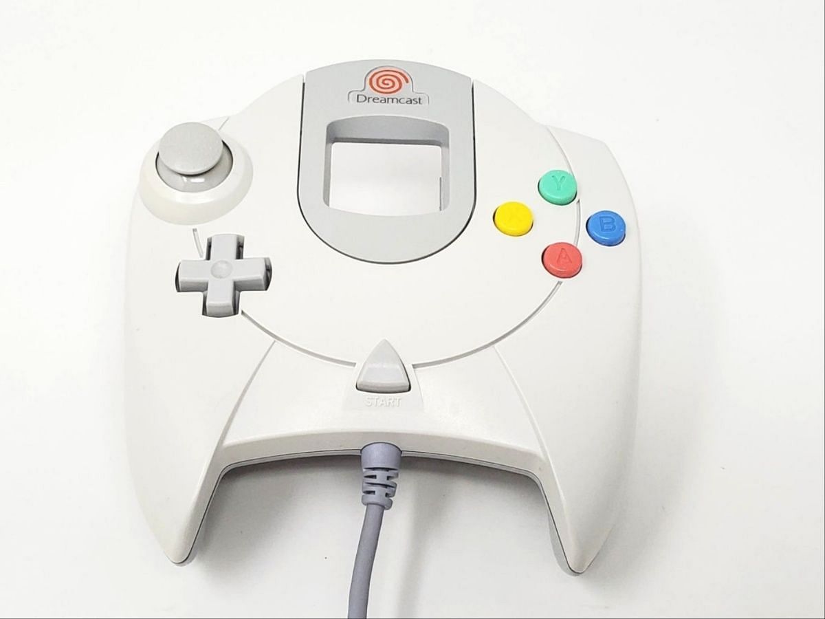 10 worst video game controllers of all time