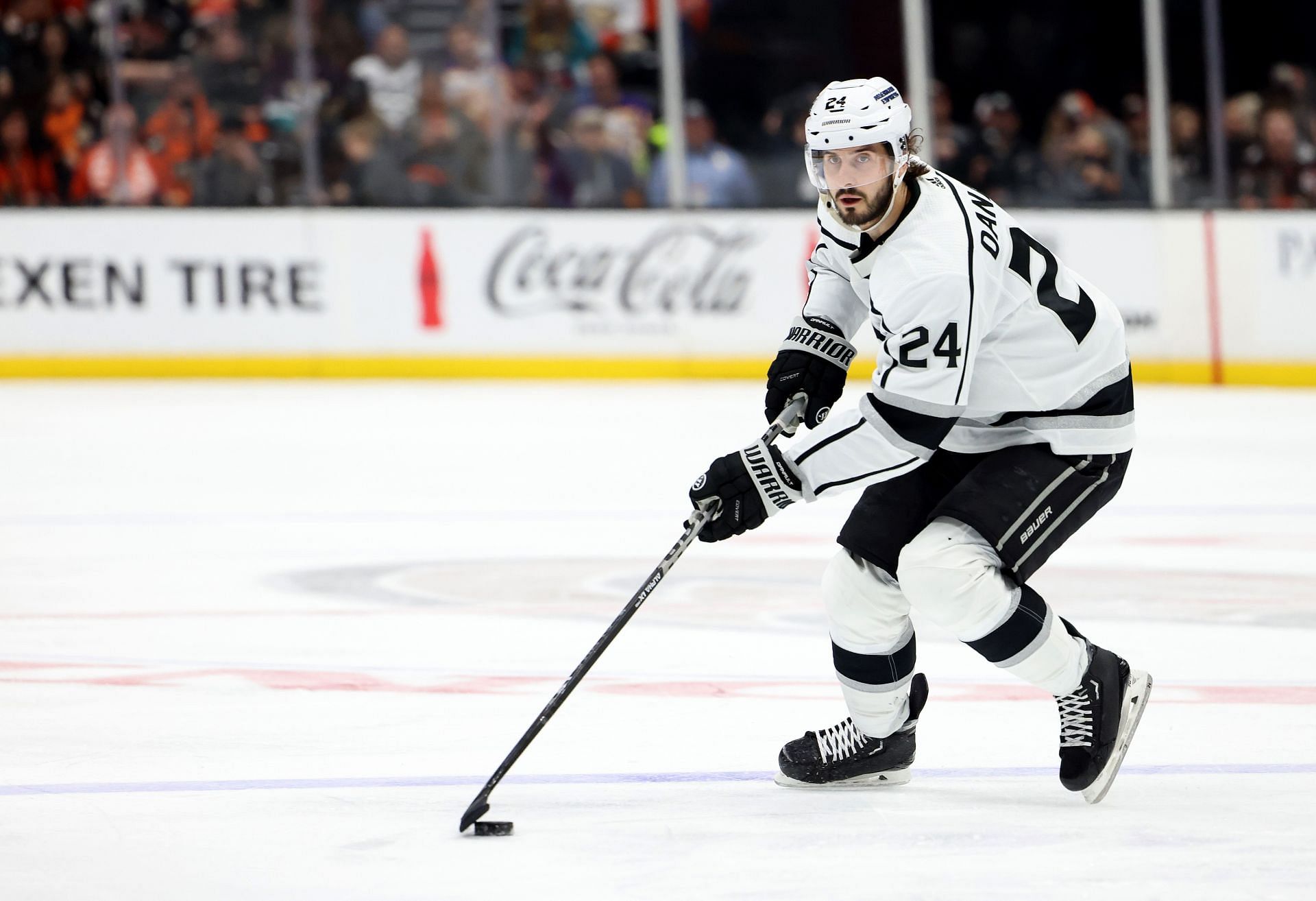 Which LA Kings players have also played for Calgary Flames? NHL