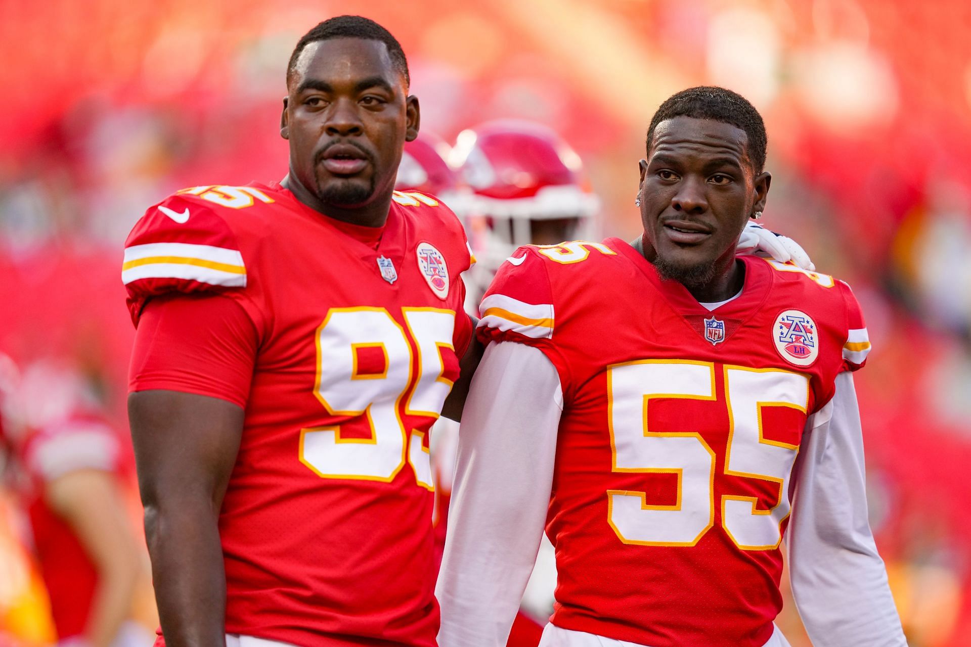 Chiefs' Jones doesn't believe he's a distraction: I just want a raise