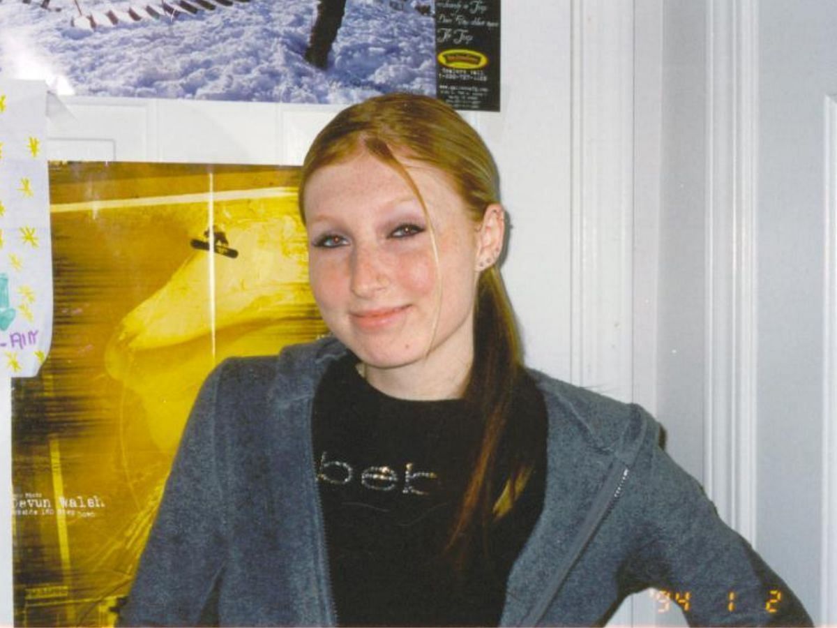 Buried in the Backyard on Oxygen: When did Justine Vanderschoot disappear?