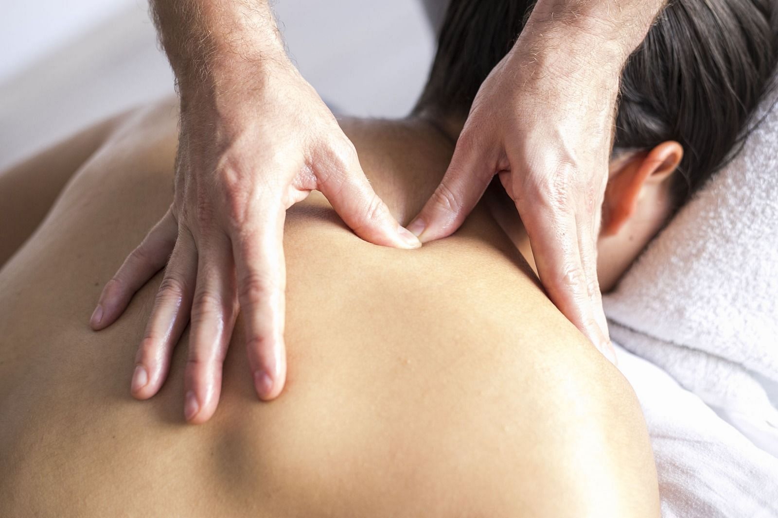Trigger point massage (Image via Getty Images)