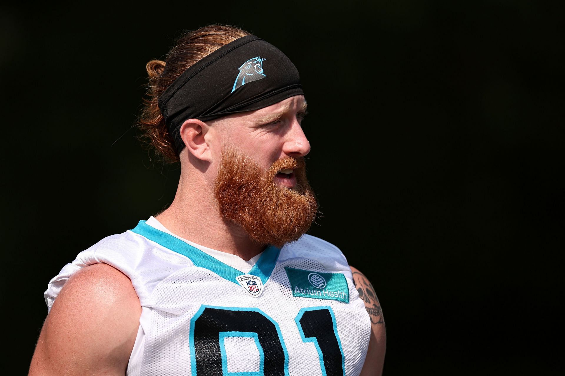 Panthers TE Hayden Hurst ready to take on leadership role as a veteran ...