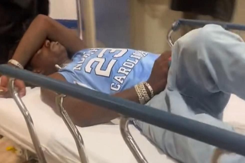 Fans Record Kodak Black Being Rushed Into the Hospital