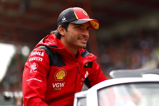 "Oscar was too optimistic": Carlos Sainz blames Oscar Piastri for his DNF in Belgium
