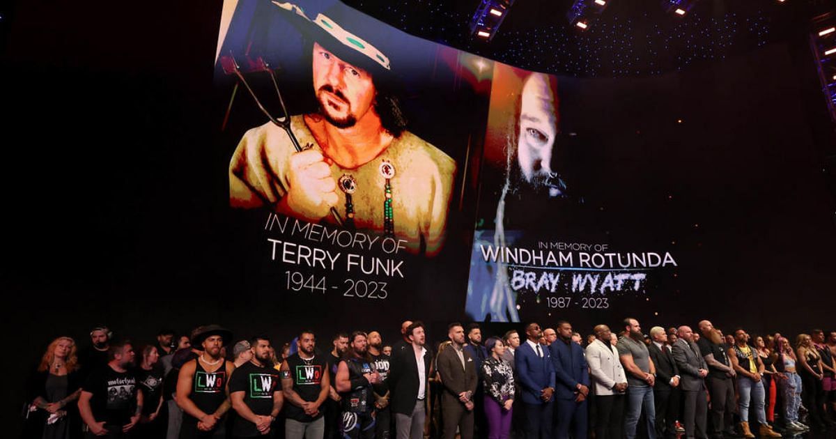 The WWE roster during the ten-bell salute on SmackDown.