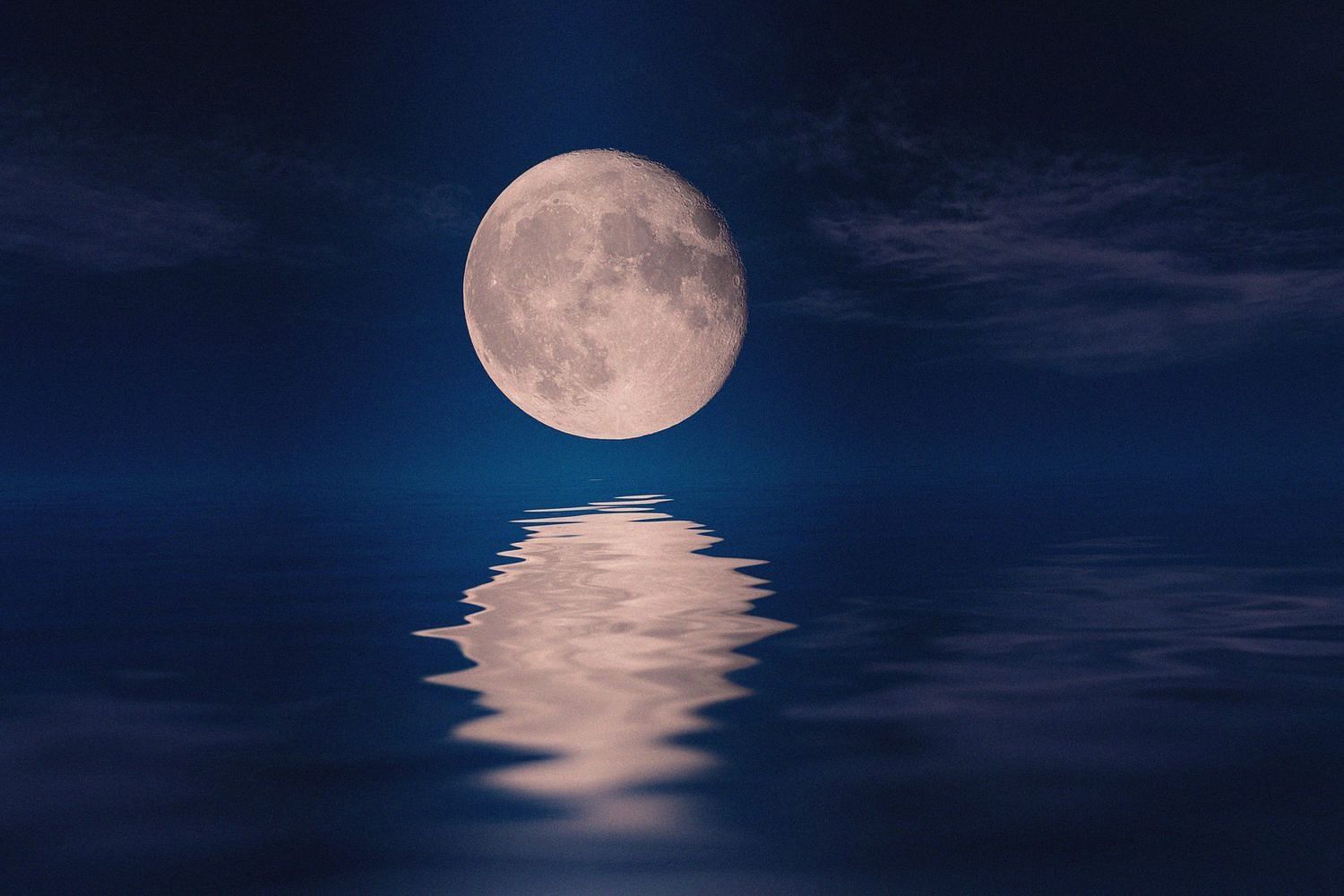 Moon water benefits (Image via Getty Images)