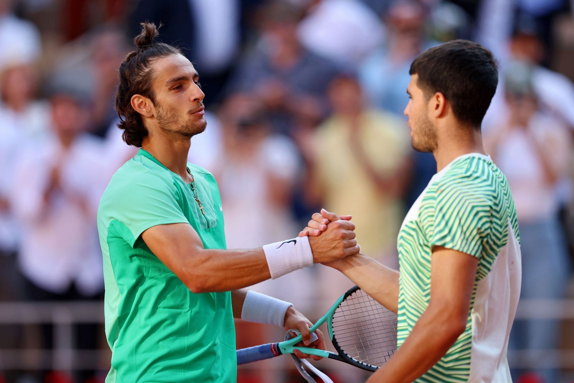 Lorenzo Musetti greets Carlos Alcaraz: 2023 French Open