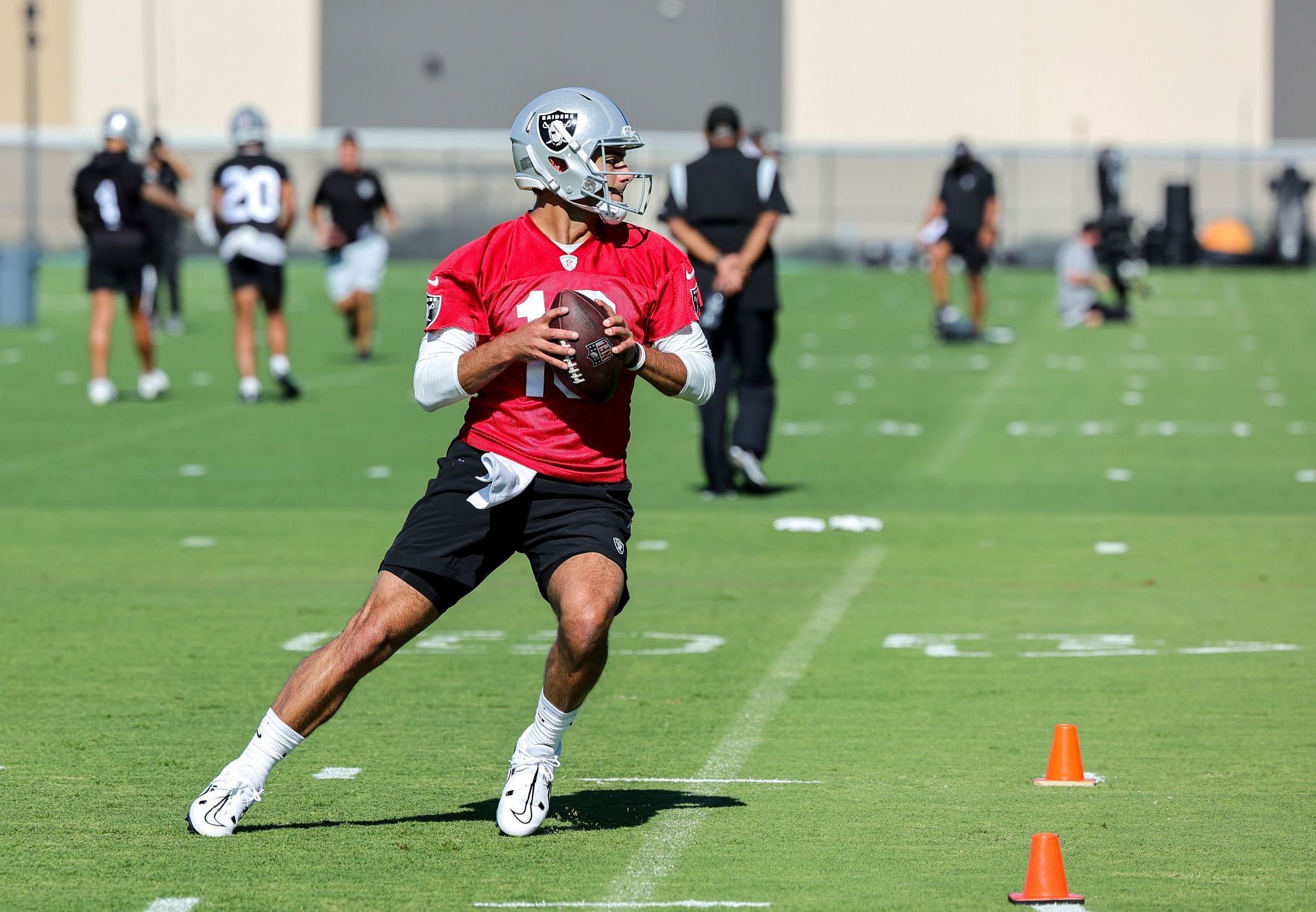 Jimmy Garoppolo during Las Vegas Raiders Training Camp