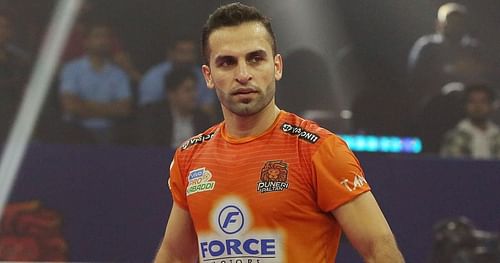 Fazel Atrachali will enhance Dabang Delhi's defensive line (Image via PKL)