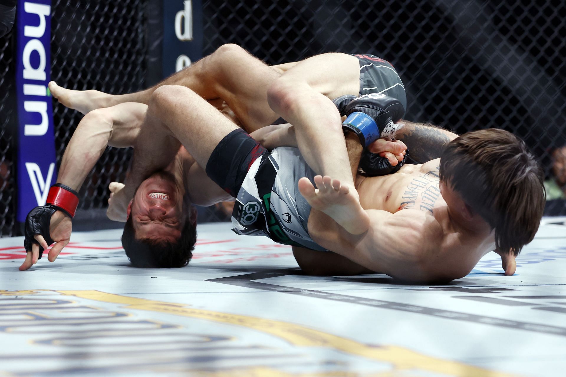 Diego Lopes (right) used his slick grappling to dispatch Gavin Tucker with ease