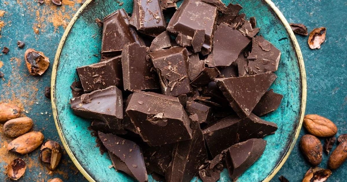 Dark-chocolate (Image via Getty Images)