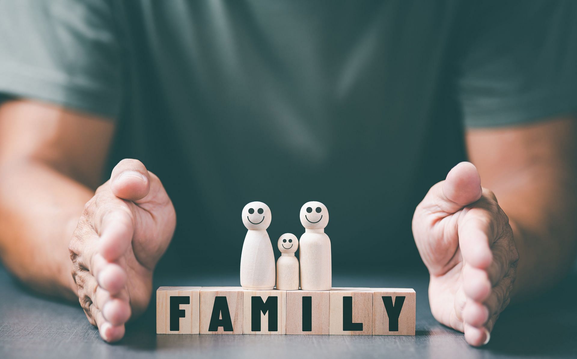 Family therapy is one of the most comprehensive tools we have now, why do we know less about it? (Image via Vecteezy/ Vecteezy)