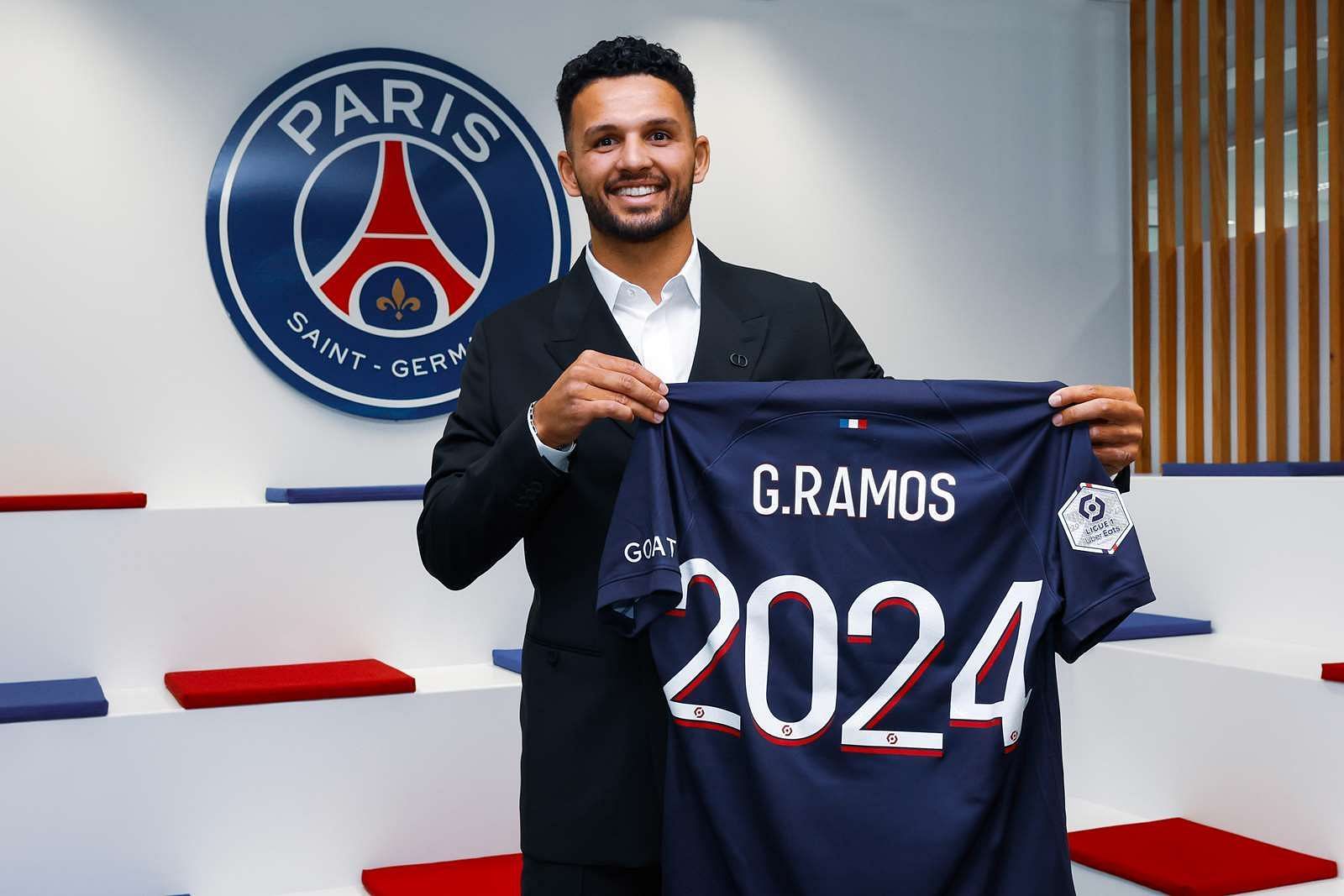 Goncalo Ramos has joined Paris Saint-Germain on loan (cred: PSG official website)