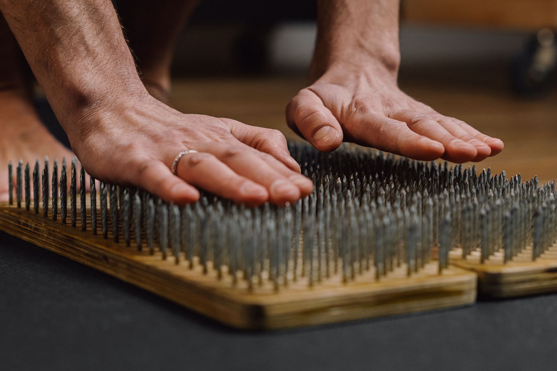 Ancient Chinese therapy. (Image via Pexels/Mikhail Nilov)