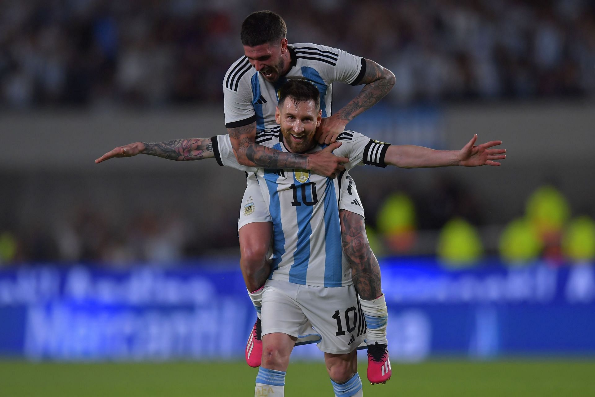 Rodrigo de Paul and Messi