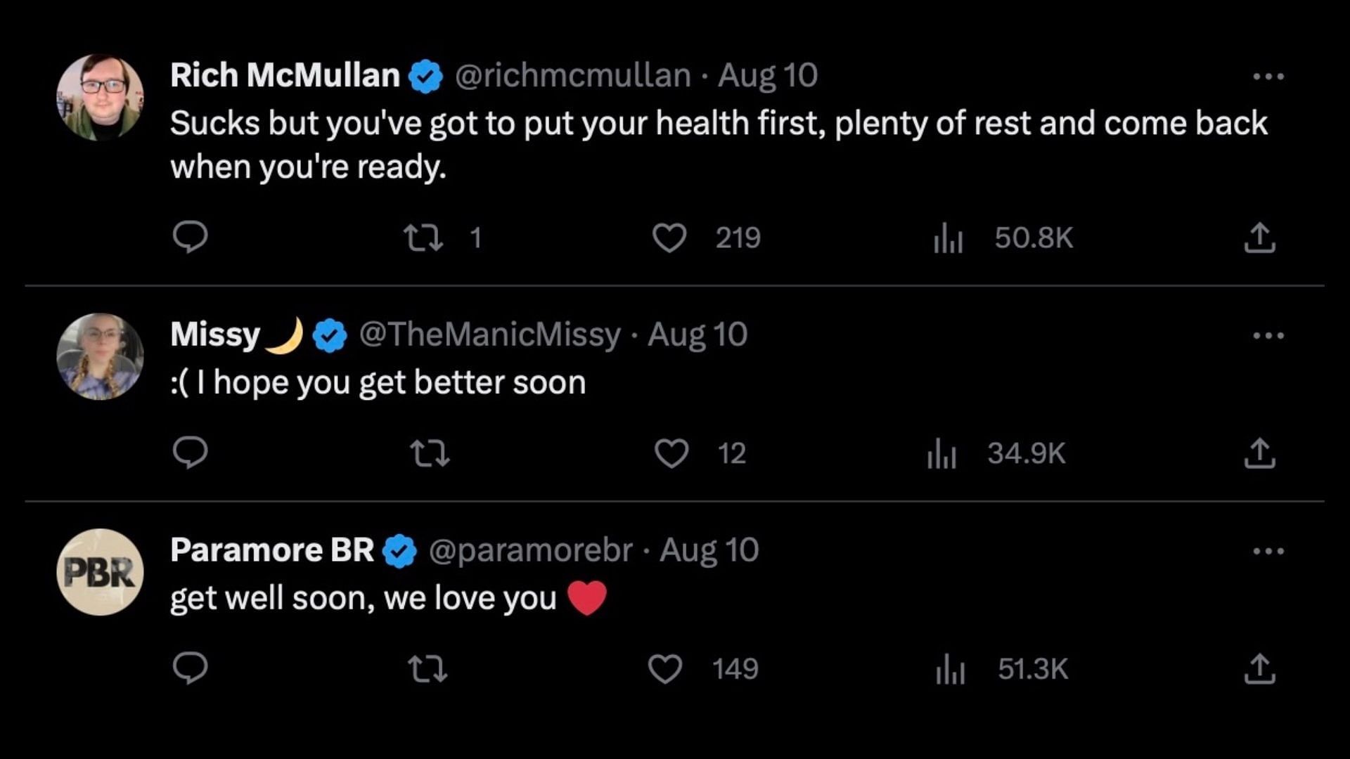 Some fans wish for Hayley&#039;s good health. (Images via Twitter/@paramore)