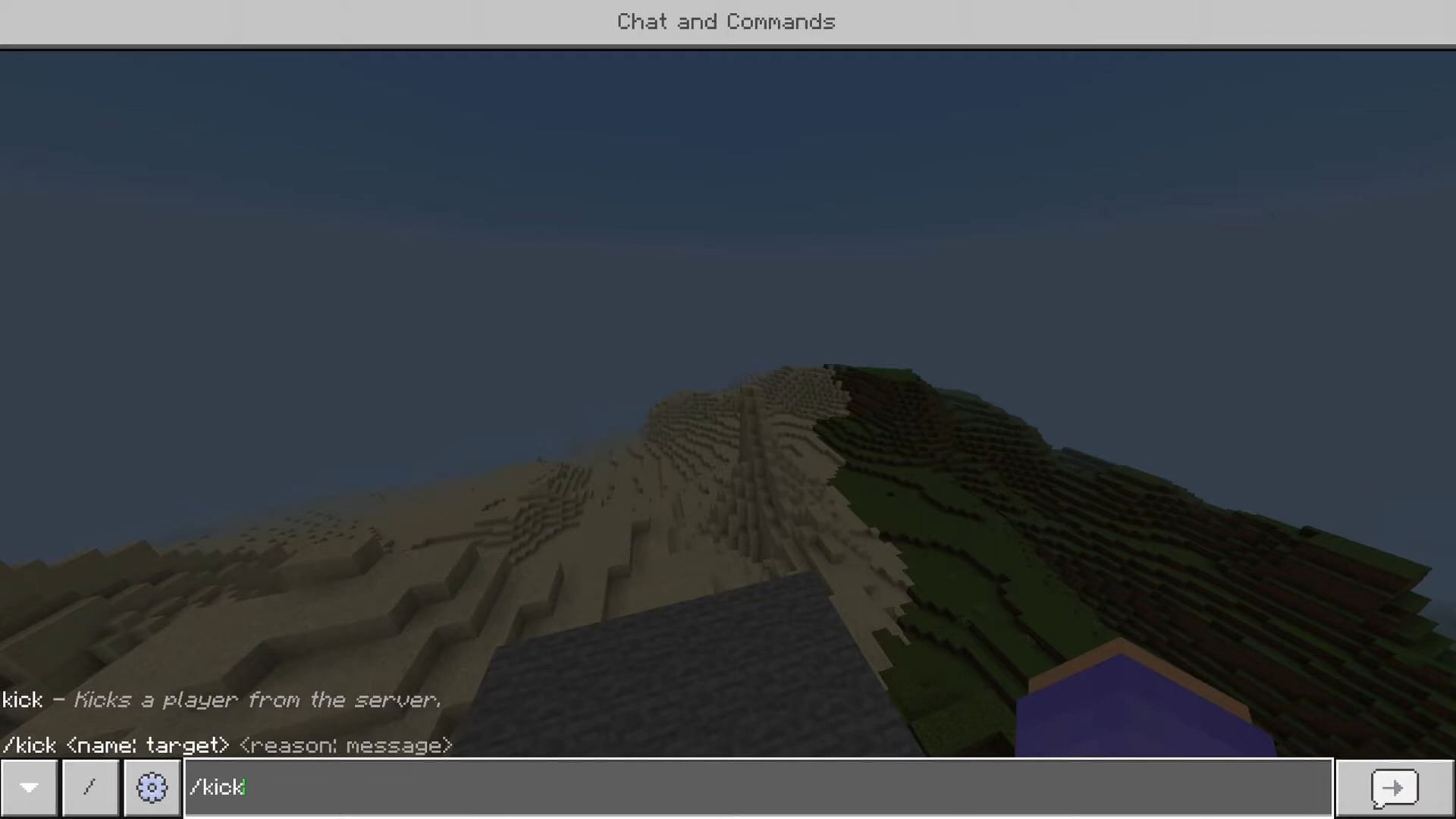 The /kick command swiftly boots players from a multiplayer server (Image via JE36 - Gaming/YouTube)