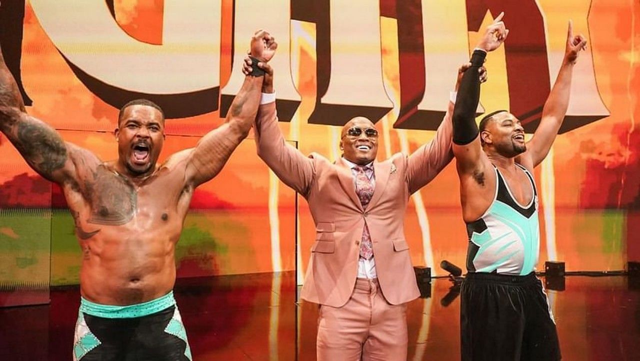 WWE सुपरस्टार्स मोंटेज फोर्ड, बॉबी लैश्ले और एंजेलो डॉकिन्स