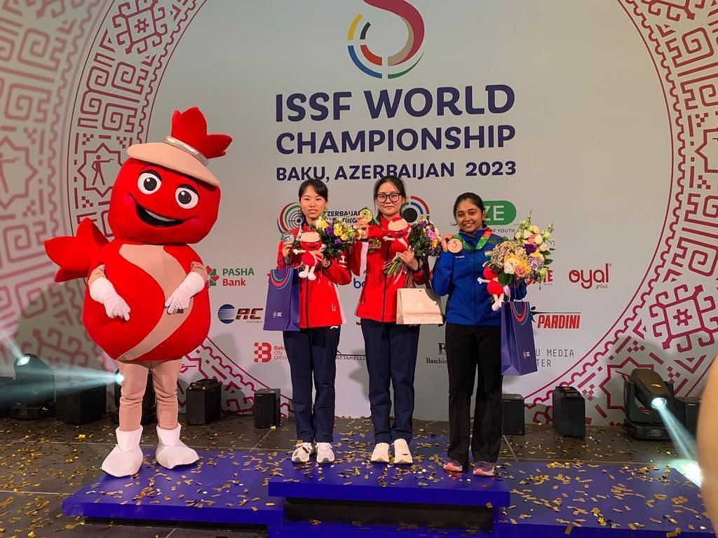  India&rsquo;s Mehuli Ghosh during the medal ceremony at Baku World Championship on Saturday. Photo credit: NRAI