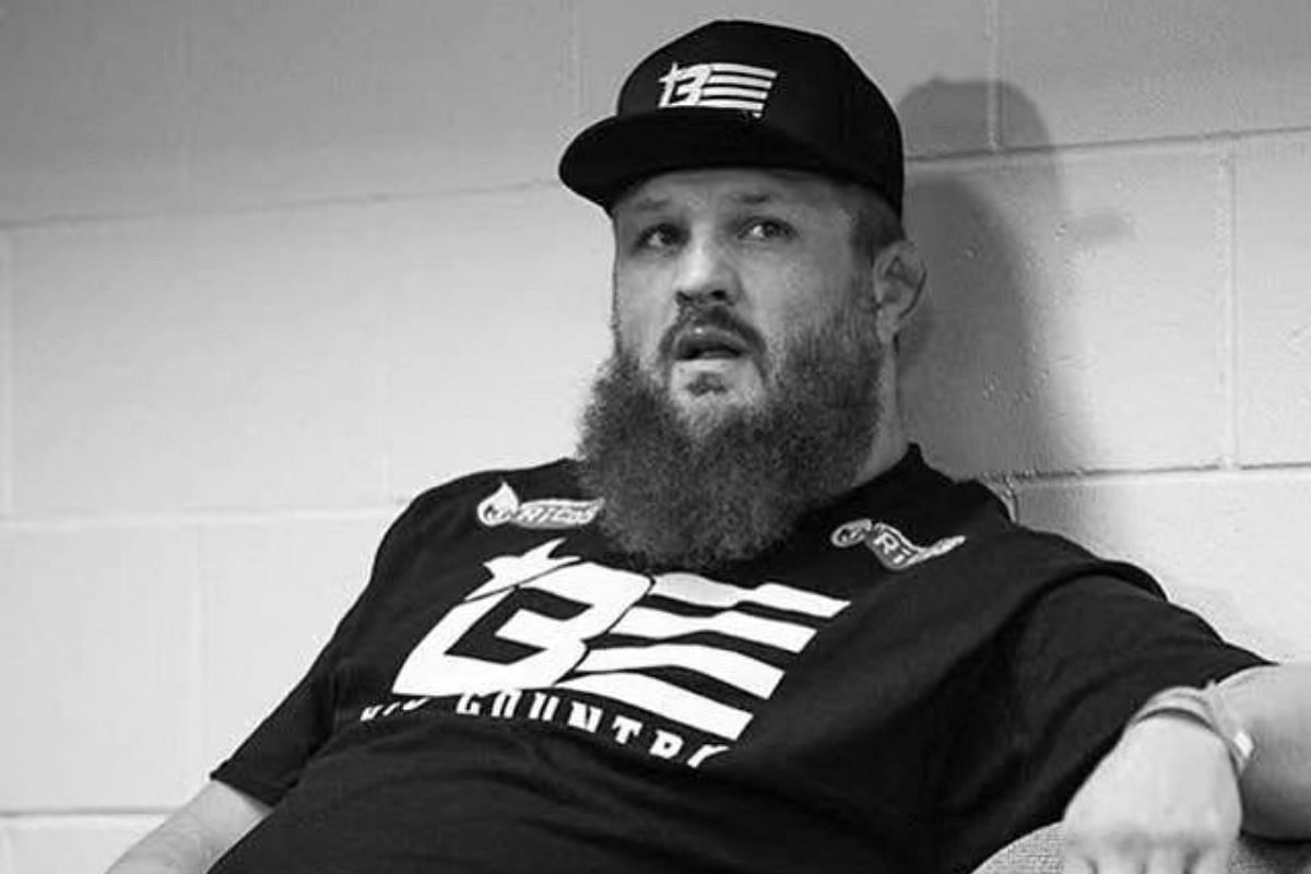 Roy Nelson missed out on his TUF coaches' fight with Shane Carwin