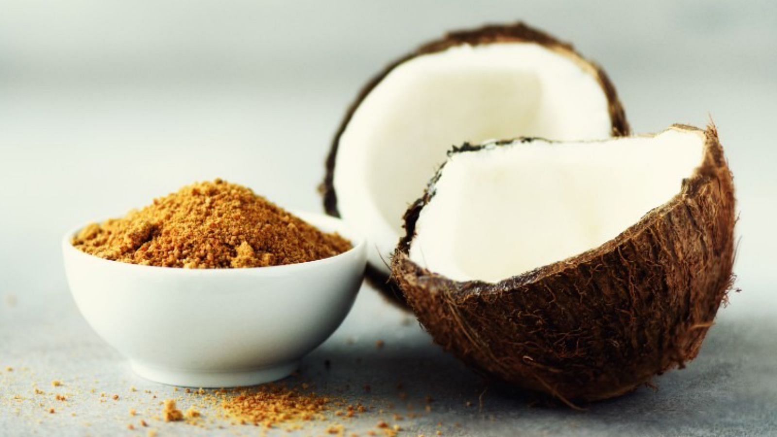 Coconut sugar in different types of sugars (Image via Getty Images)